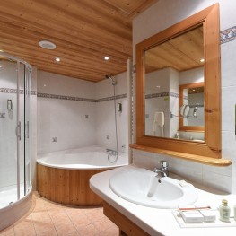 Salle de bain suite